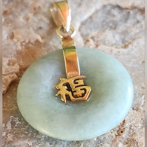 14K Solid Yellow Gold Jade Pendant
